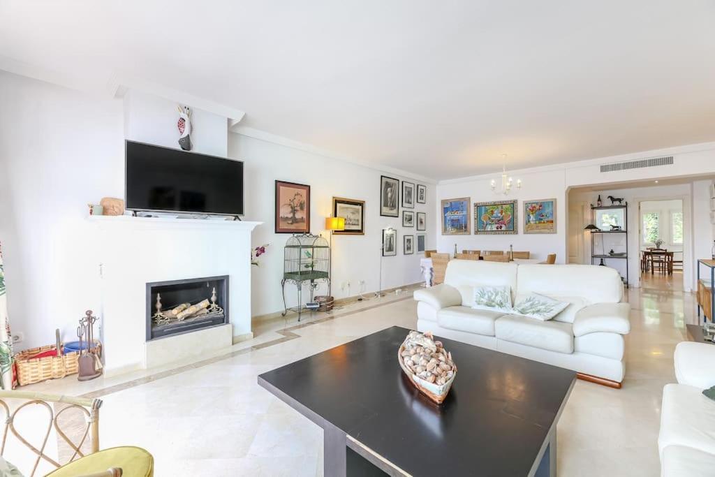 Palm Beachfront Apartamento Marbella