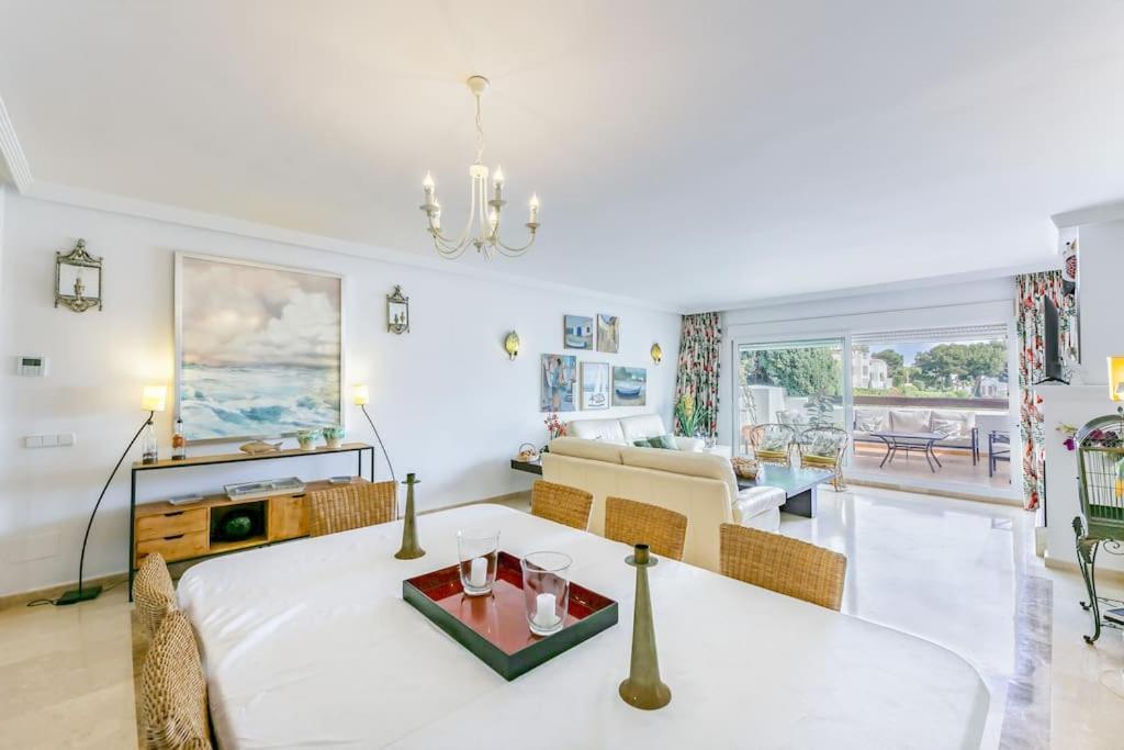 Apartamento Palm Beachfront Marbella