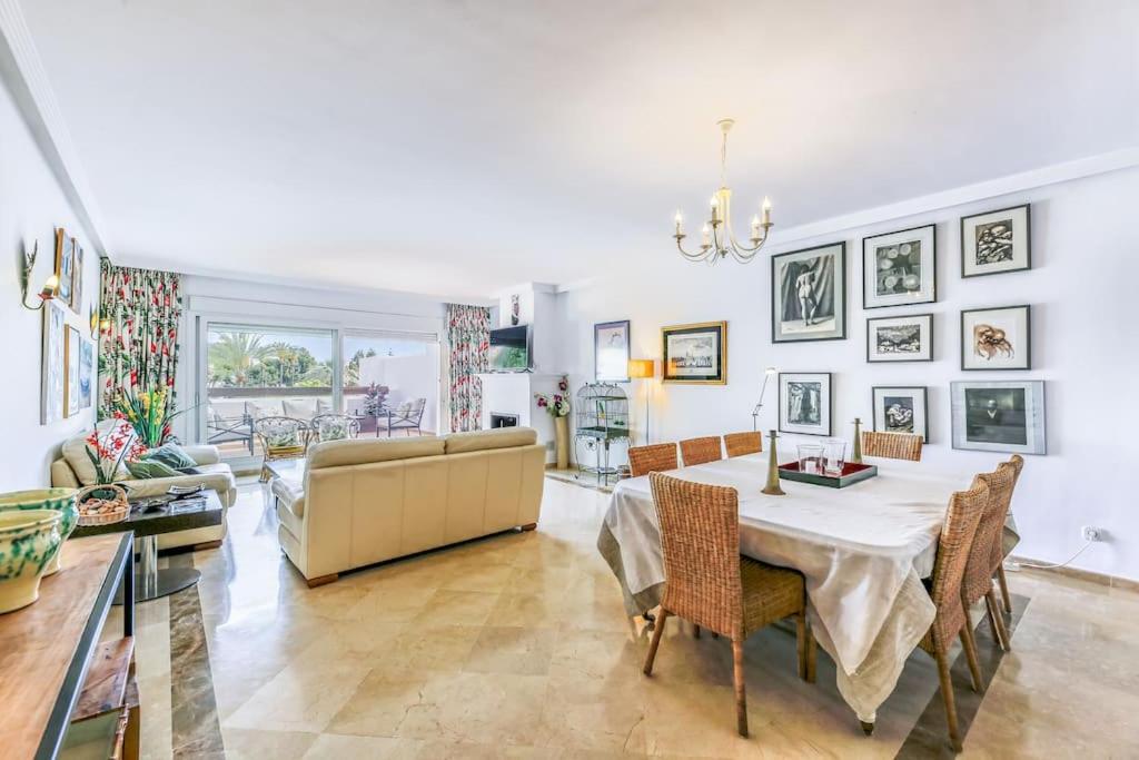 Palm Beachfront Apartamento *